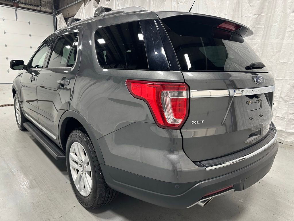 Used 2018 Ford Explorer XLT w/ Equipment Group 201A AWD/4WD image 5
