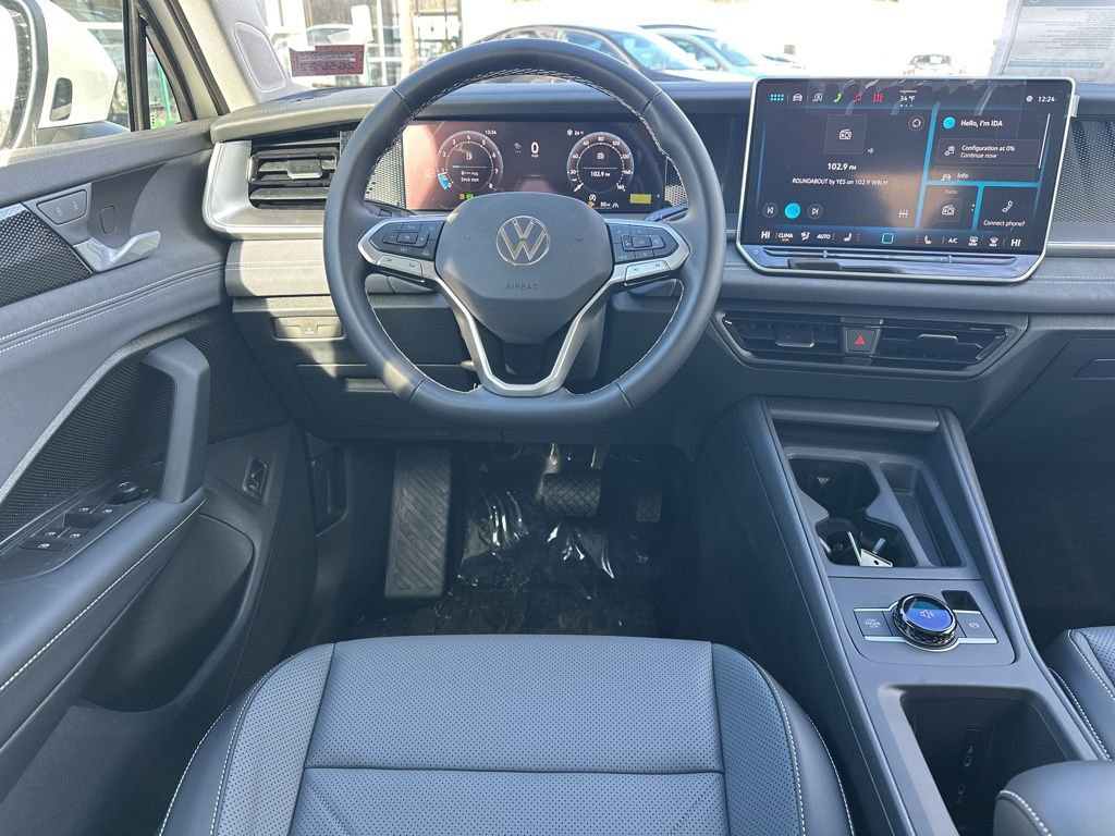 New 2026 Volkswagen Tiguan SE image 13