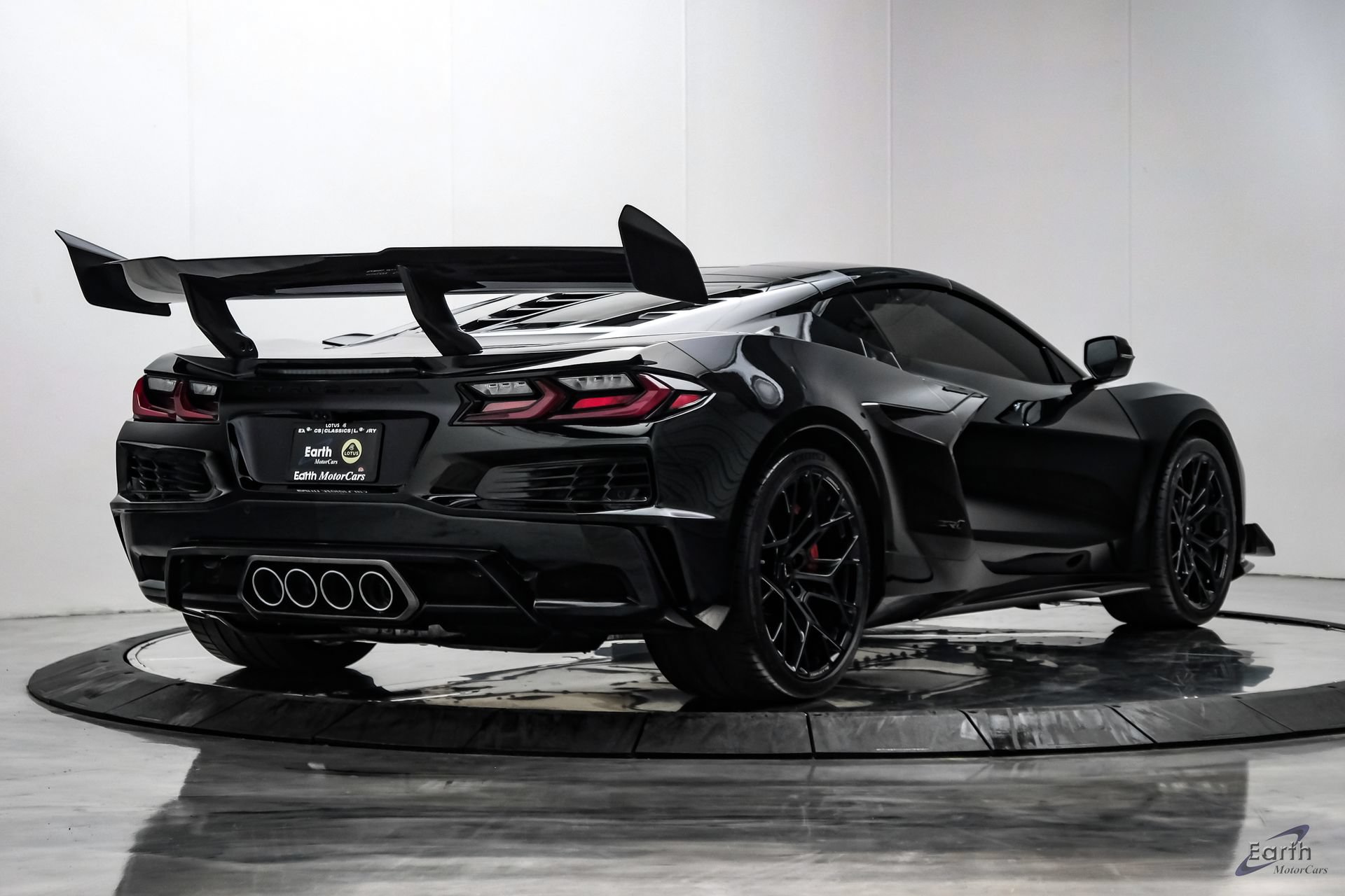 Used 2026 Chevrolet Corvette ZR1 w/ ZR1 Carbon Fiber Aero Package RWD image 23