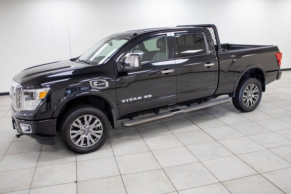 Used 2016 Nissan Titan Platinum Reserve image 4
