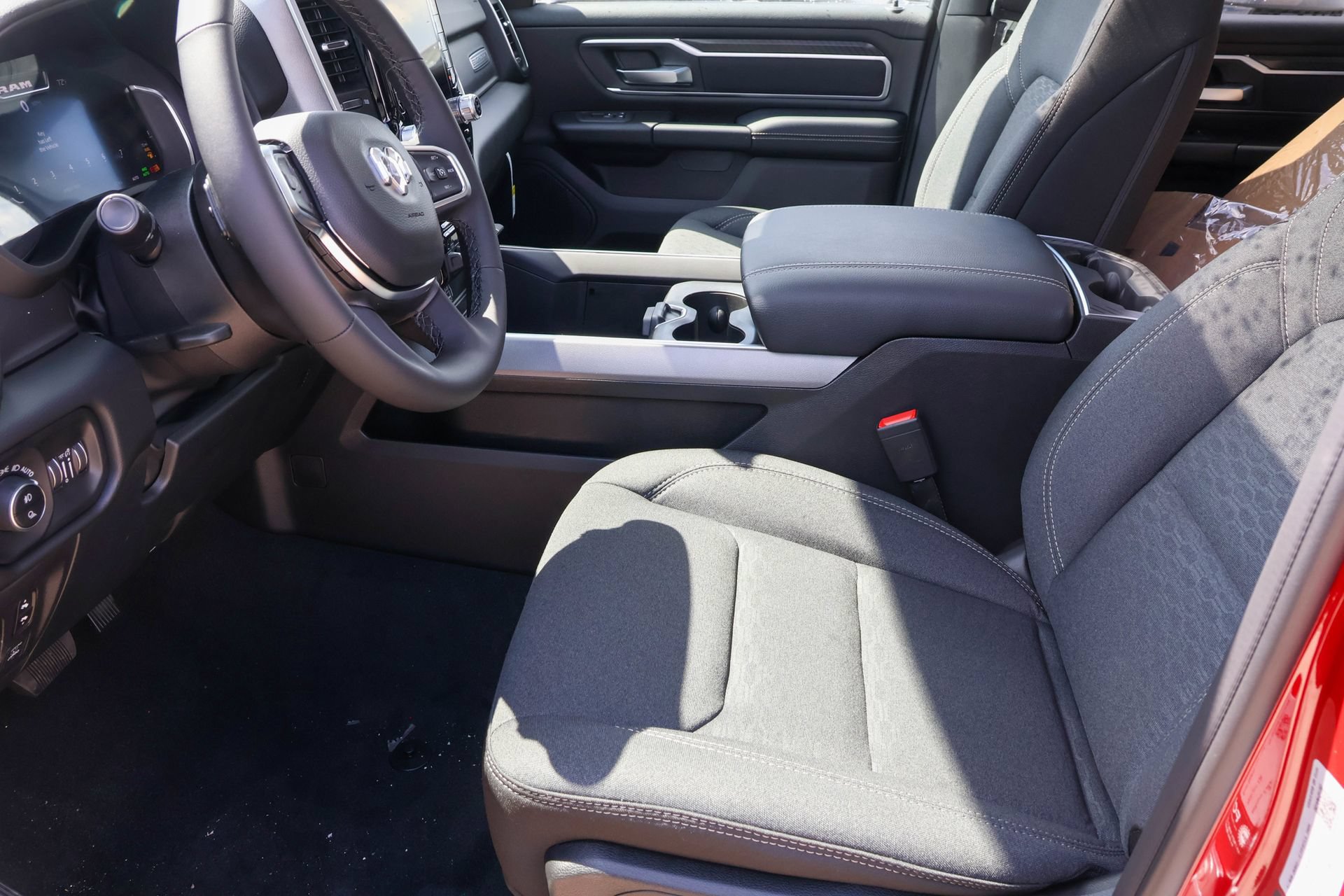 New 2026 RAM 1500 Big Horn AWD/4WD image 4
