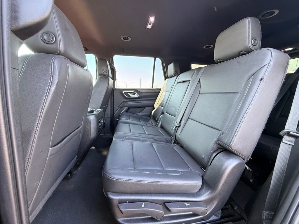 Used 2022 Chevrolet Tahoe LT w/ Luxury Package image 25