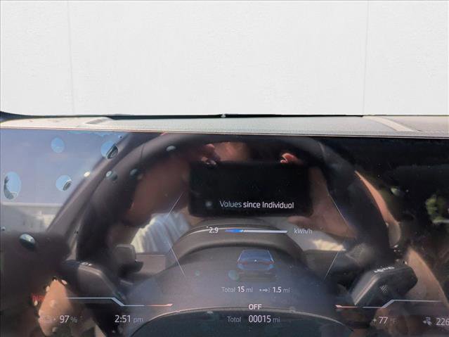 Used 2026 BMW i5 eDrive40 w/ M Sport Package image 11