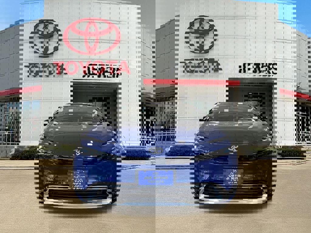 New 2026 Toyota Prius Plug-In Hybrid FWD image 8