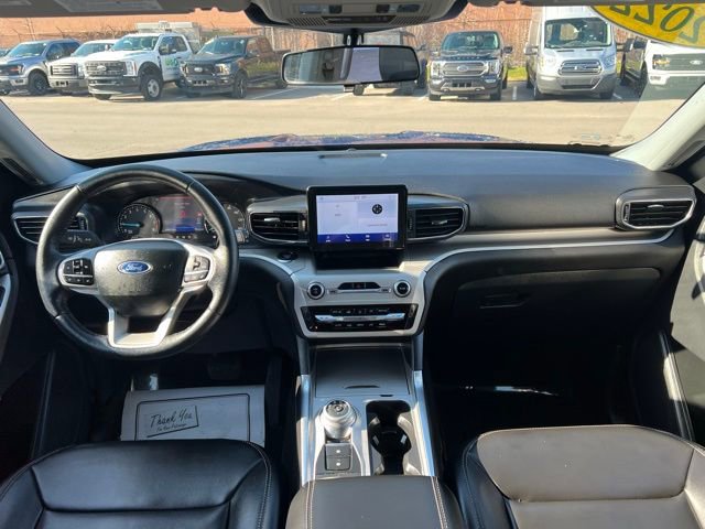 Used 2022 Ford Explorer XLT w/ Equipment Group 202A image 21