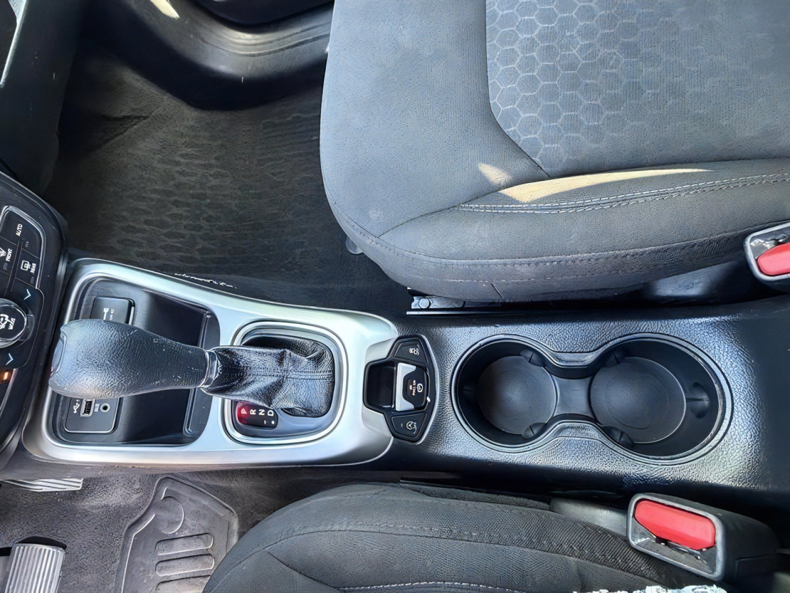 Used 2021 Jeep Compass Sport FWD image 28