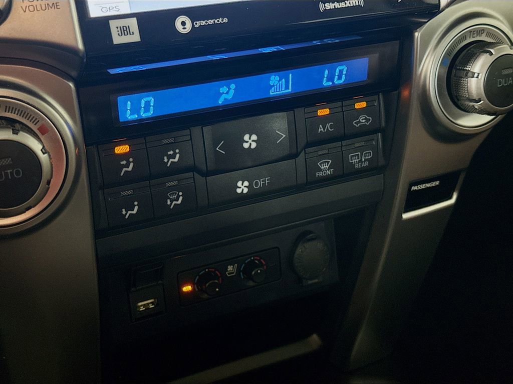 Used 2022 Toyota 4Runner Limited AWD/4WD image 15