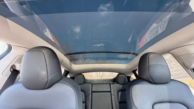 Used 2023 Tesla Model Y Performance image 26