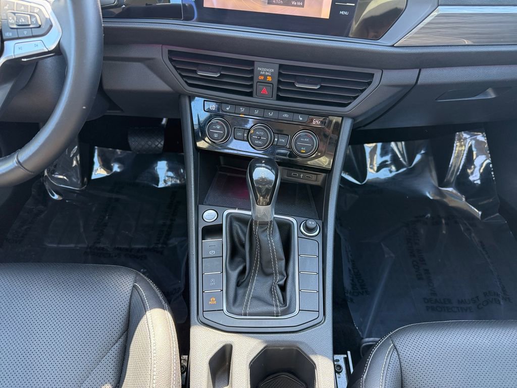 Used 2022 Volkswagen Jetta SEL image 11