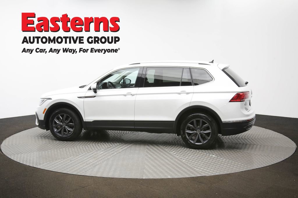 Used 2023 Volkswagen Tiguan SE image 59