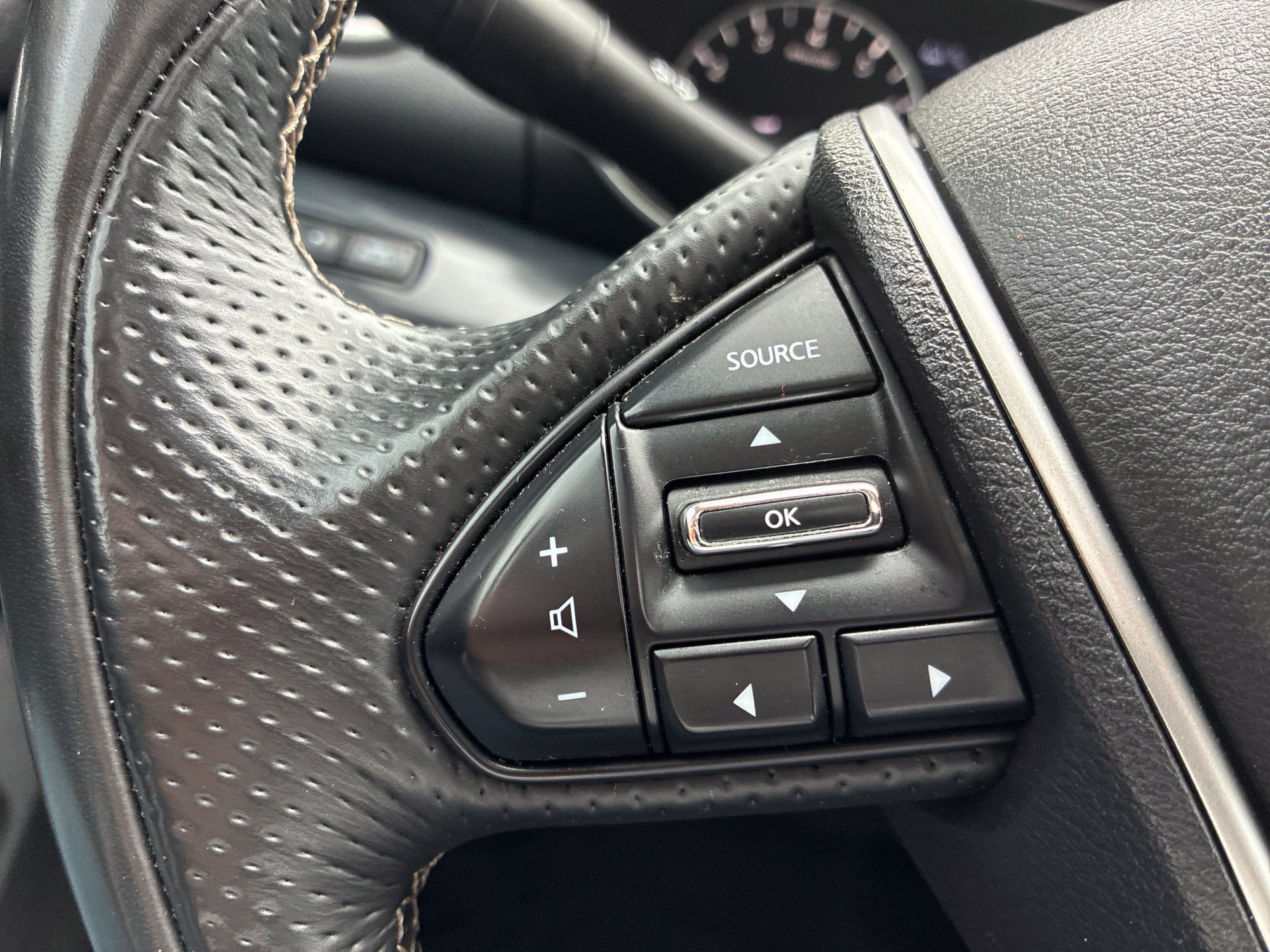 Used 2021 Nissan Maxima Platinum w/ Sport Mat Group FWD image 13