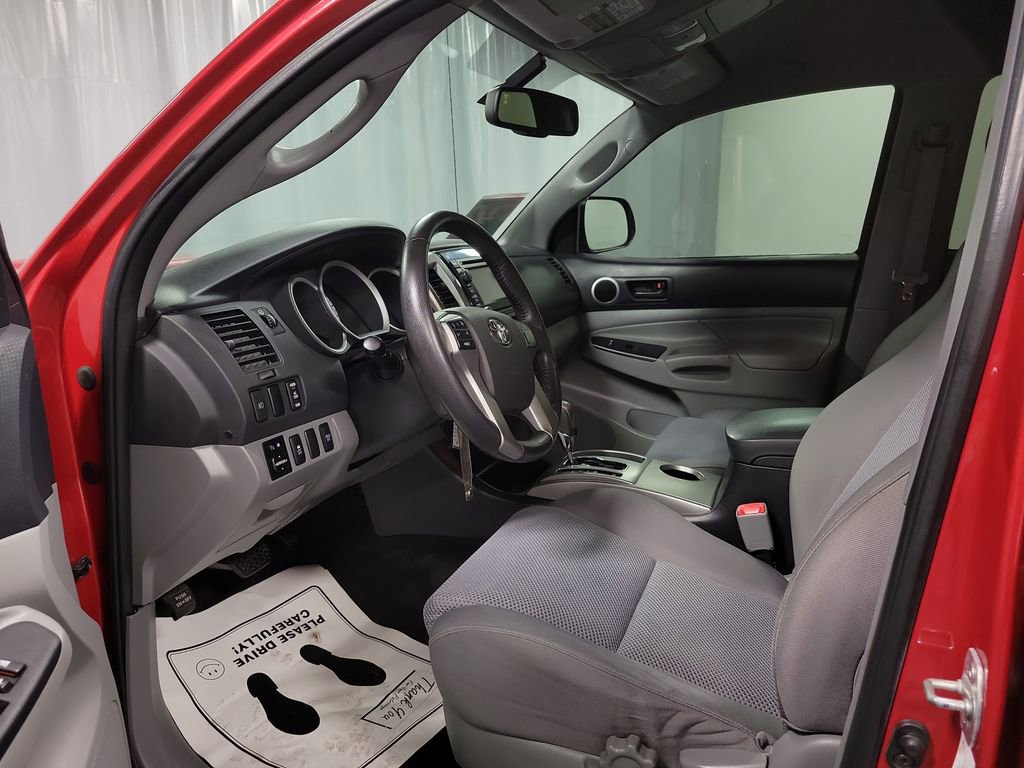 Used 2013 Toyota Tacoma 4x4 Double Cab image 12