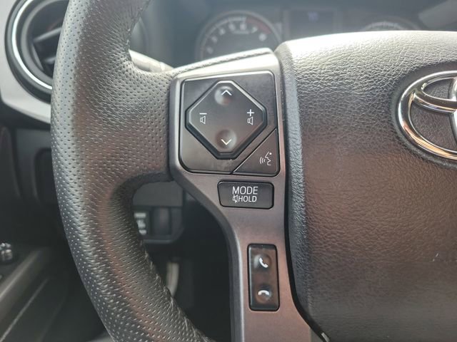 Used 2022 Toyota Tacoma TRD Off-Road w/ Technology Package image 24