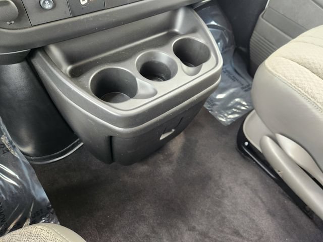 Used 2025 Chevrolet Express 3500 LT w/ LT Preferred Equipment Group RWD image 20