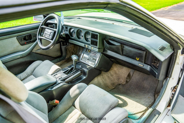 Used 1989 Pontiac Firebird Trans Am RWD image 42