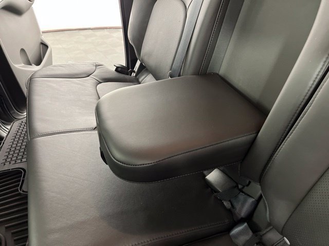 Used 2020 Nissan Frontier PRO-4X w/ Pro-4x Utility Package AWD/4WD image 41