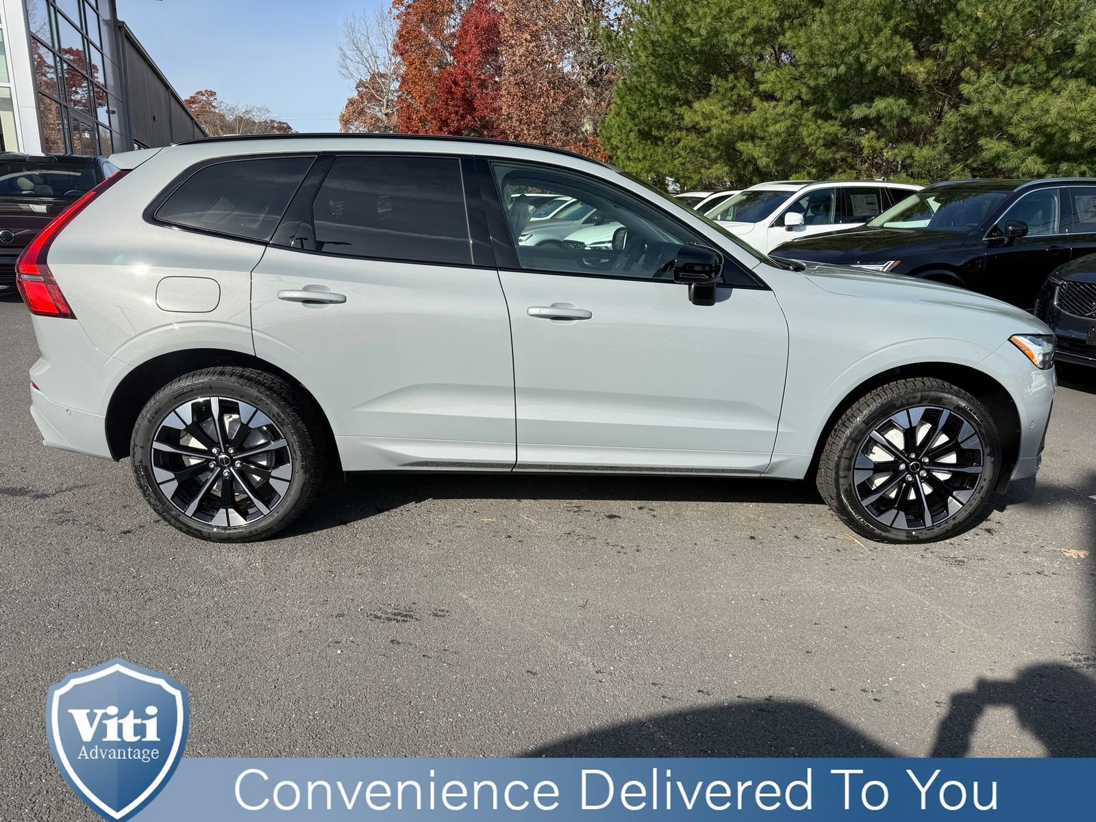 New 2026 Volvo XC60 B5 Ultra w/ Protection Package Premier image 9