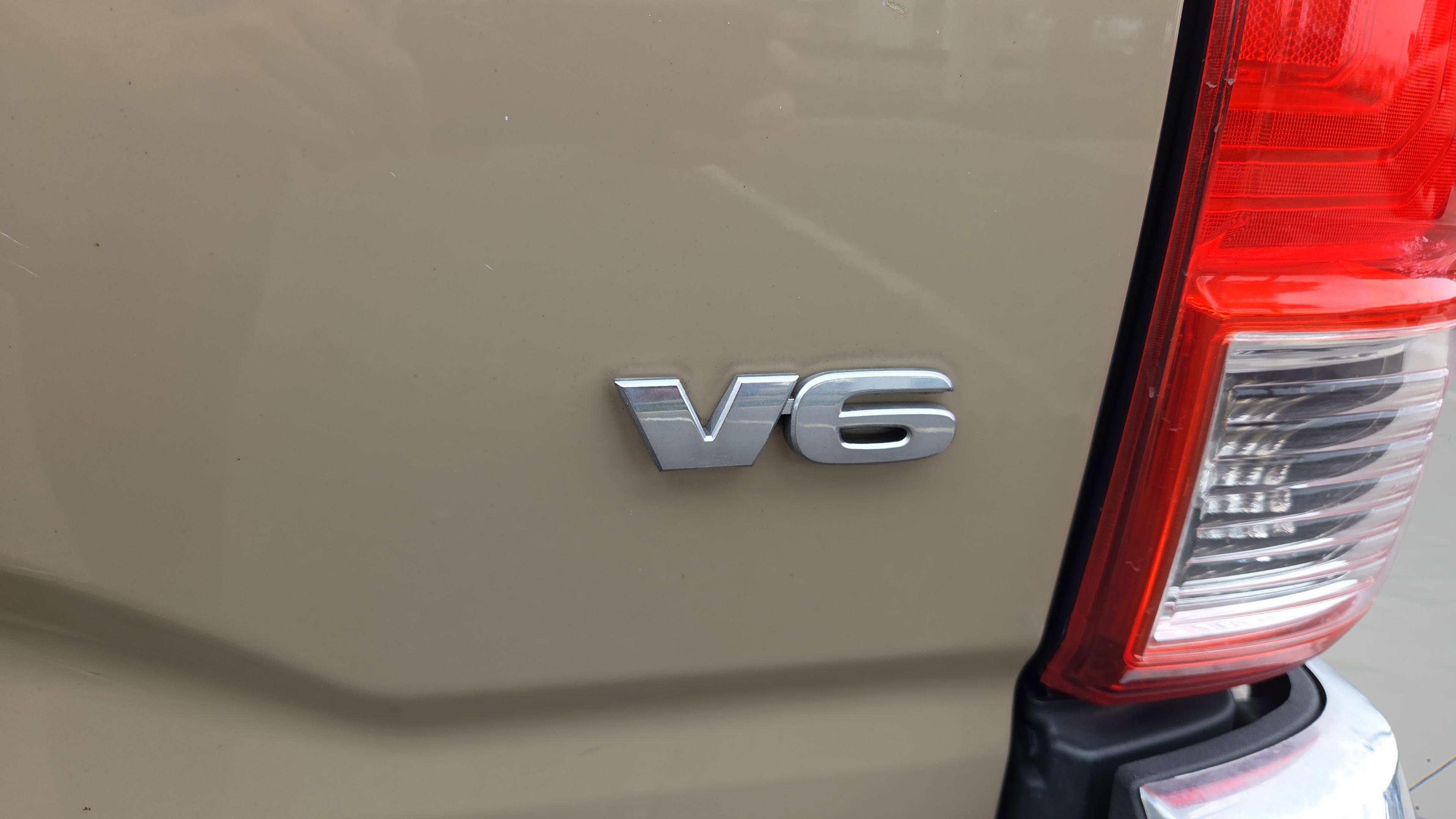 Used 2019 Toyota Tacoma SR5 image 32