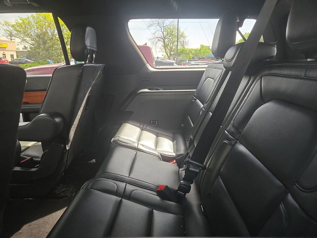 Used 2019 Lincoln Navigator L Reserve image 8
