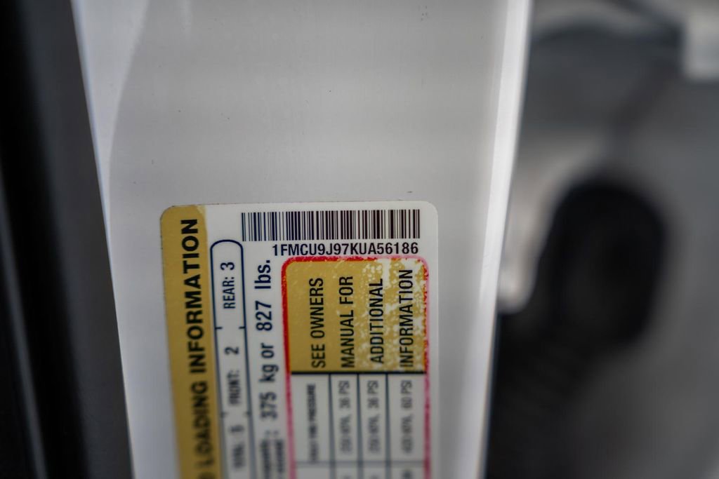 Used 2019 Ford Escape Titanium image 40