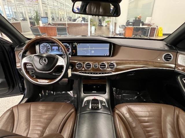 Used 2017 Mercedes-Benz S 550 4MATIC Sedan w/ Premium Package image 12