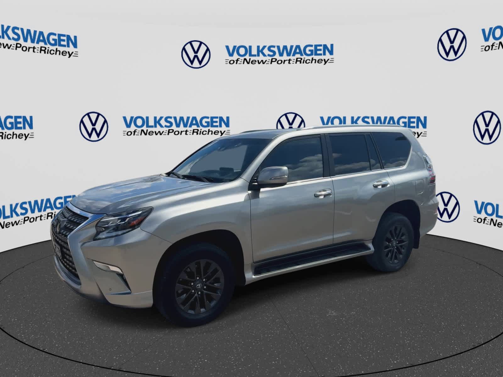 Used 2023 Lexus GX 460 Premium w/ Premium Package AWD/4WD image 4