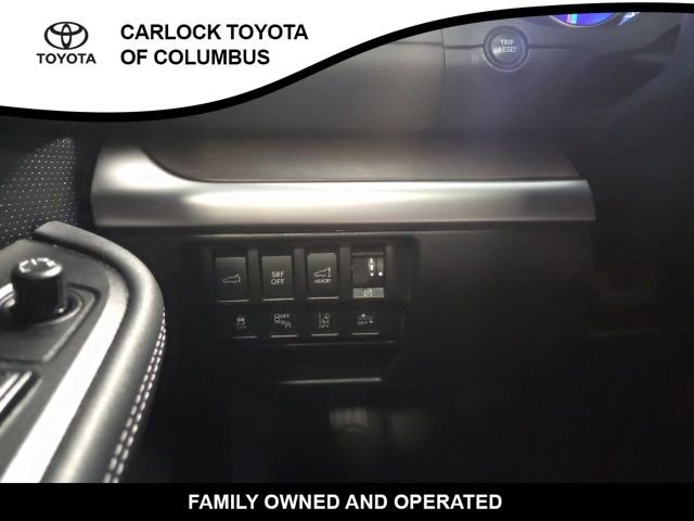 Used 2017 Subaru Outback 3.6R Limited AWD/4WD image 24