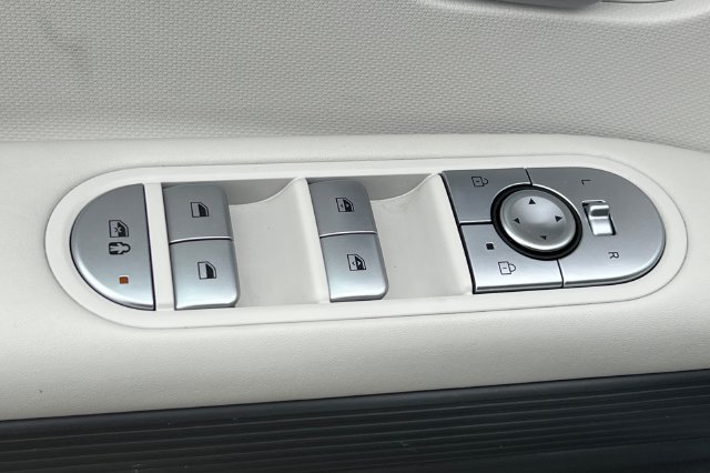 Certified 2024 Hyundai Ioniq 5 SEL AWD/4WD image 14