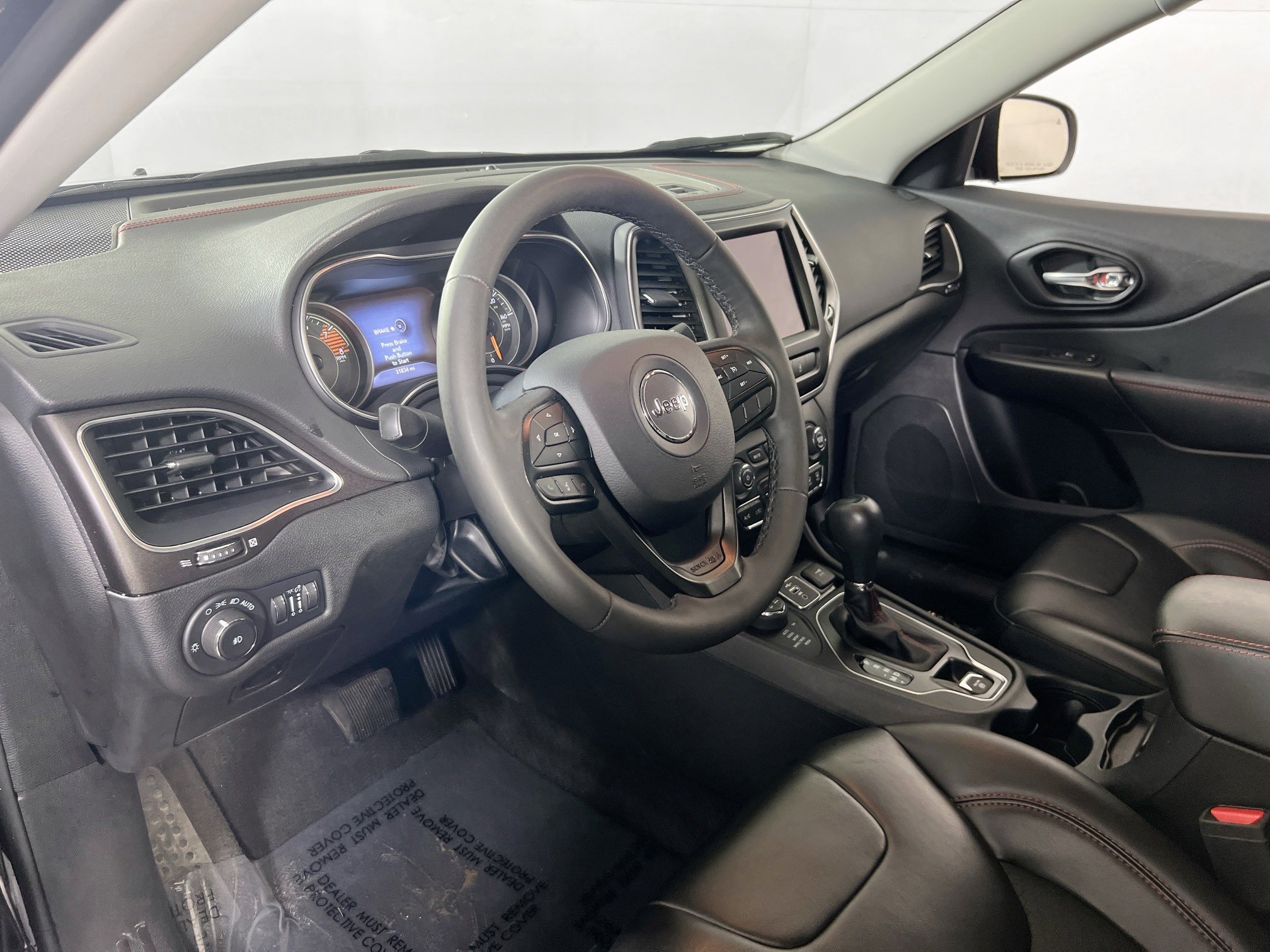 Used 2022 Jeep Cherokee Trailhawk w/ Sound & Nav Group AWD/4WD image 9