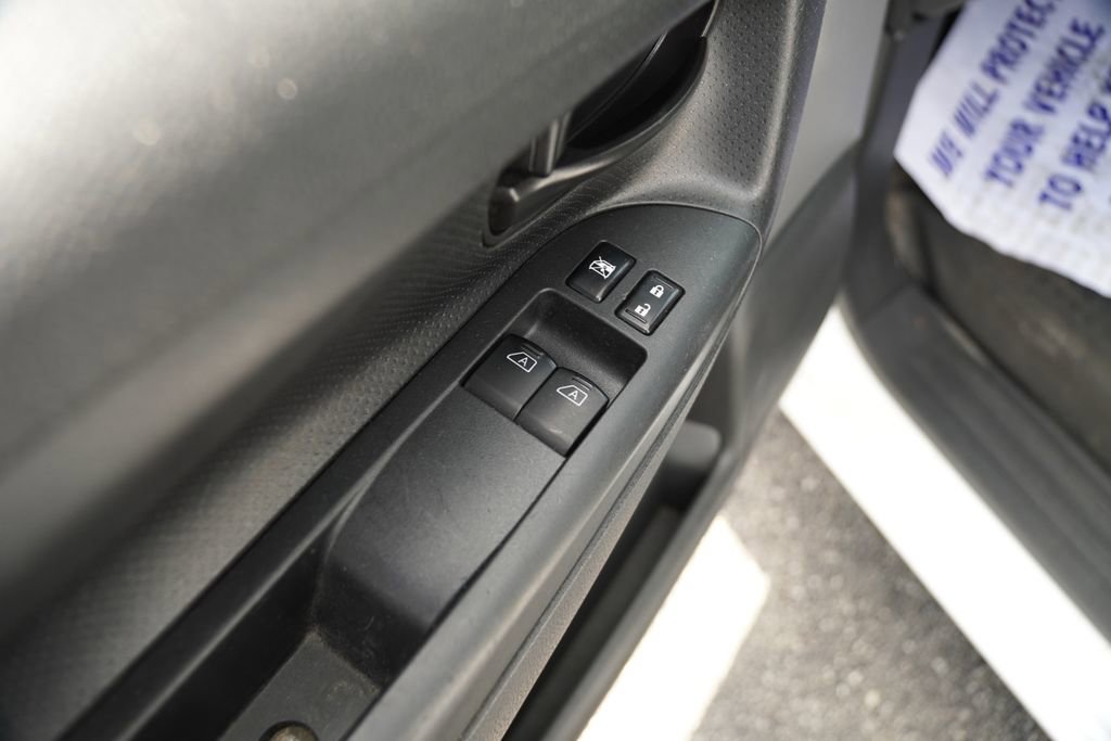 Used 2015 Nissan NV200 SV w/ Back Door Glass Package image 10
