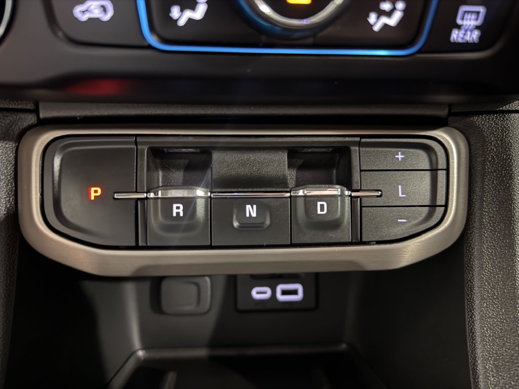 Used 2023 GMC Acadia Denali FWD image 36