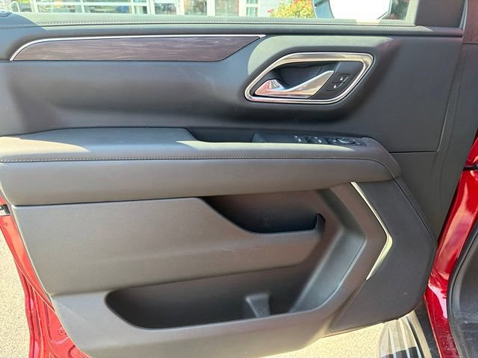 Certified 2024 Chevrolet Suburban LS w/ Max Trailering Package AWD/4WD image 19