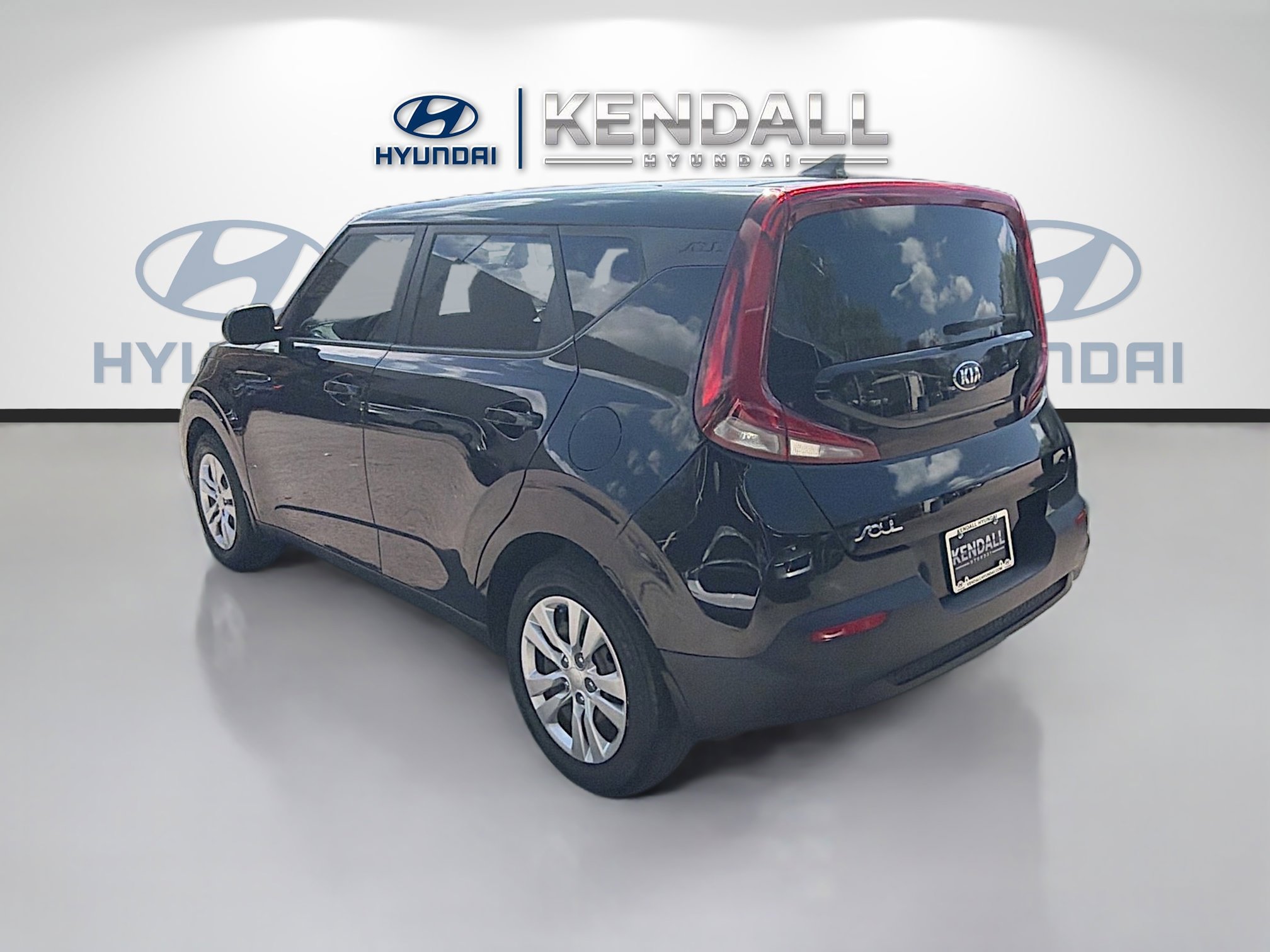 Used 2020 Kia Soul LX image 4