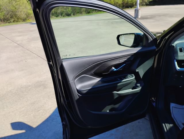 Used 2024 GMC Terrain SLT image 22