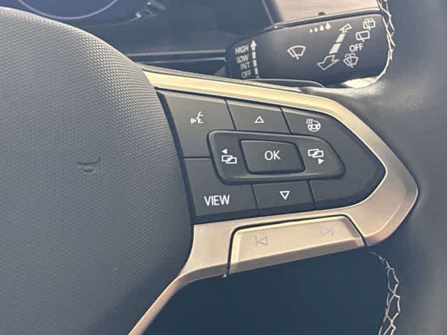 Used 2026 Volkswagen Atlas Cross Sport SE FWD image 25