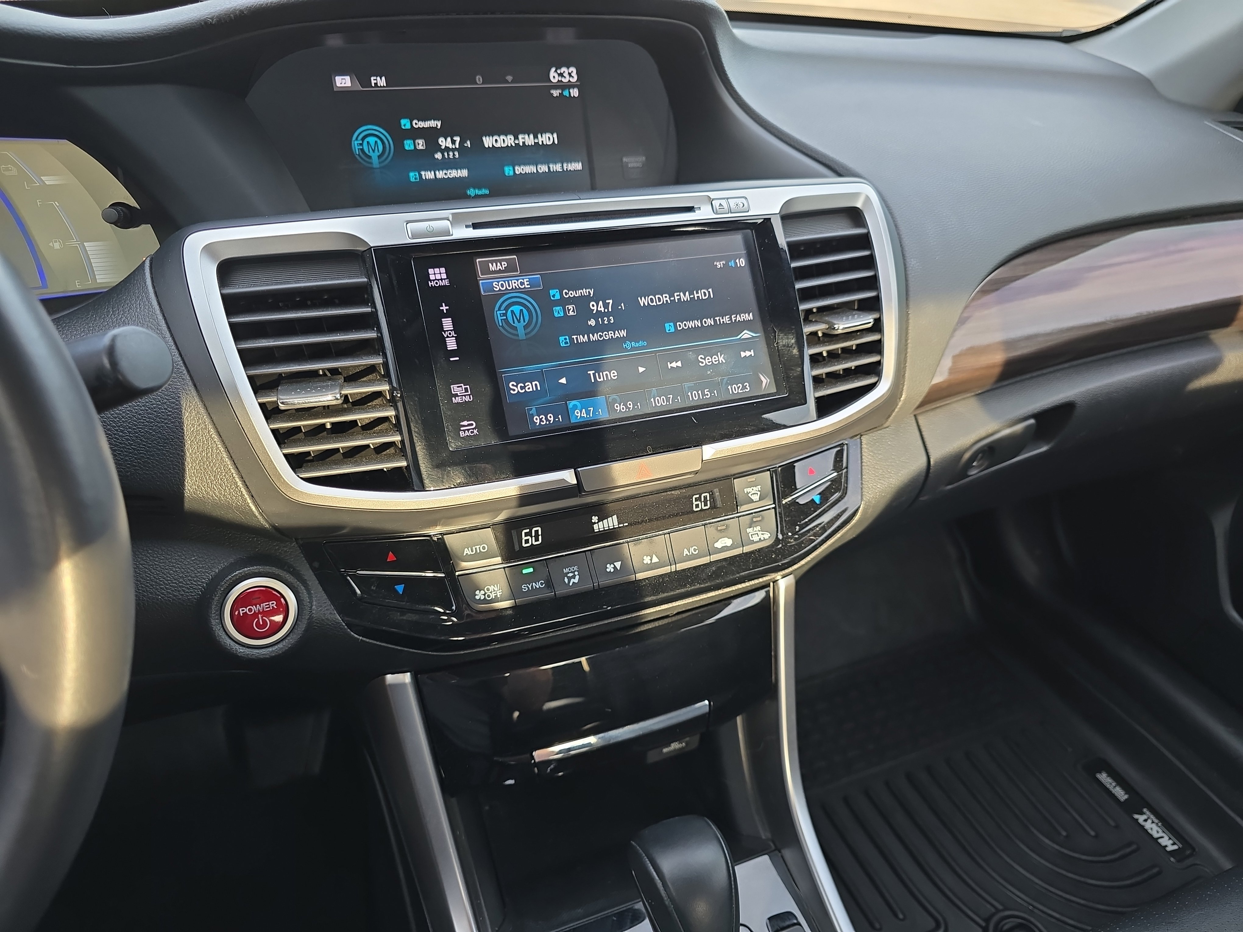 Used 2017 Honda Accord Touring image 19