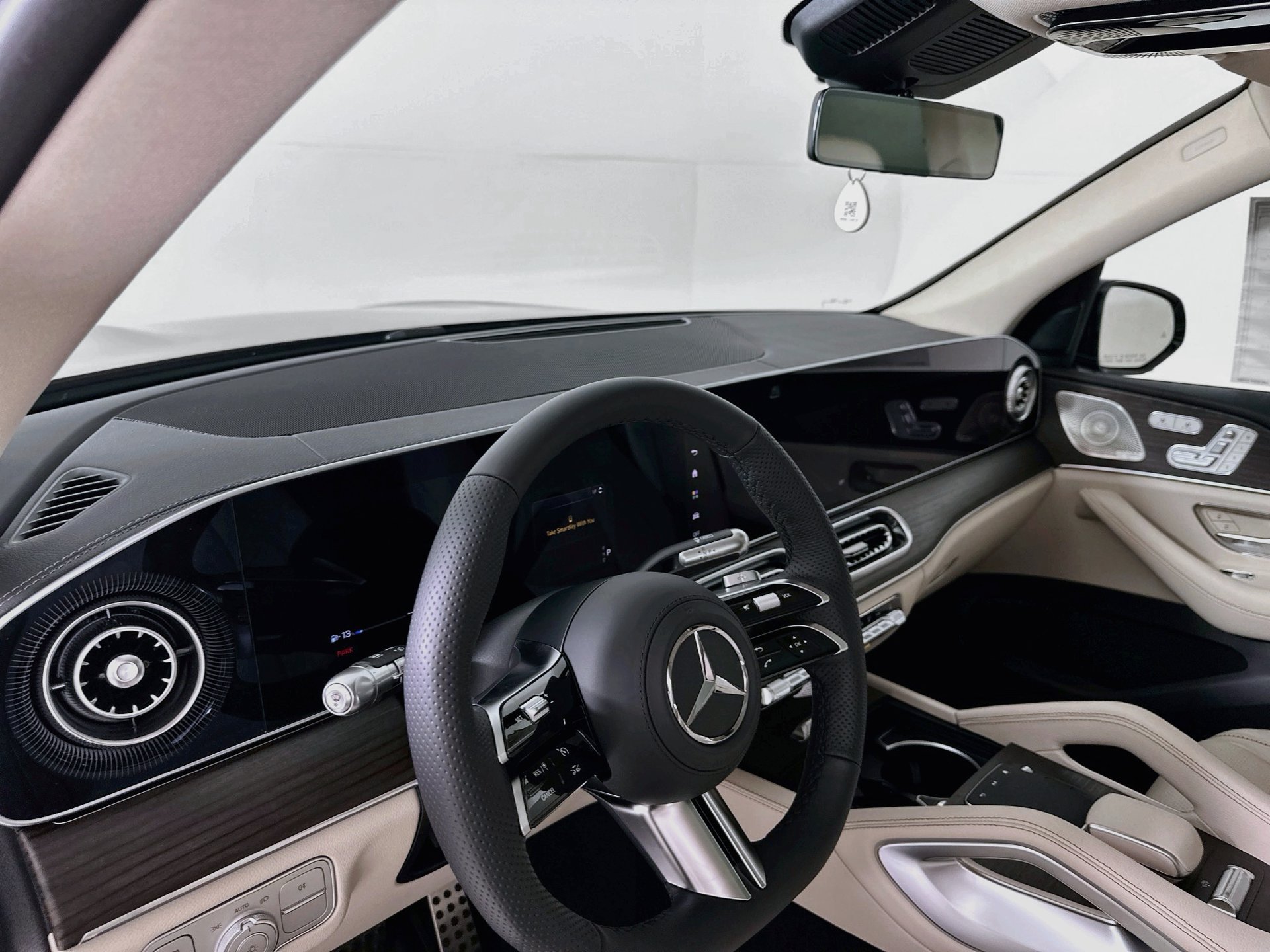 New 2027 Mercedes-Benz GLS 450 4MATIC image 10