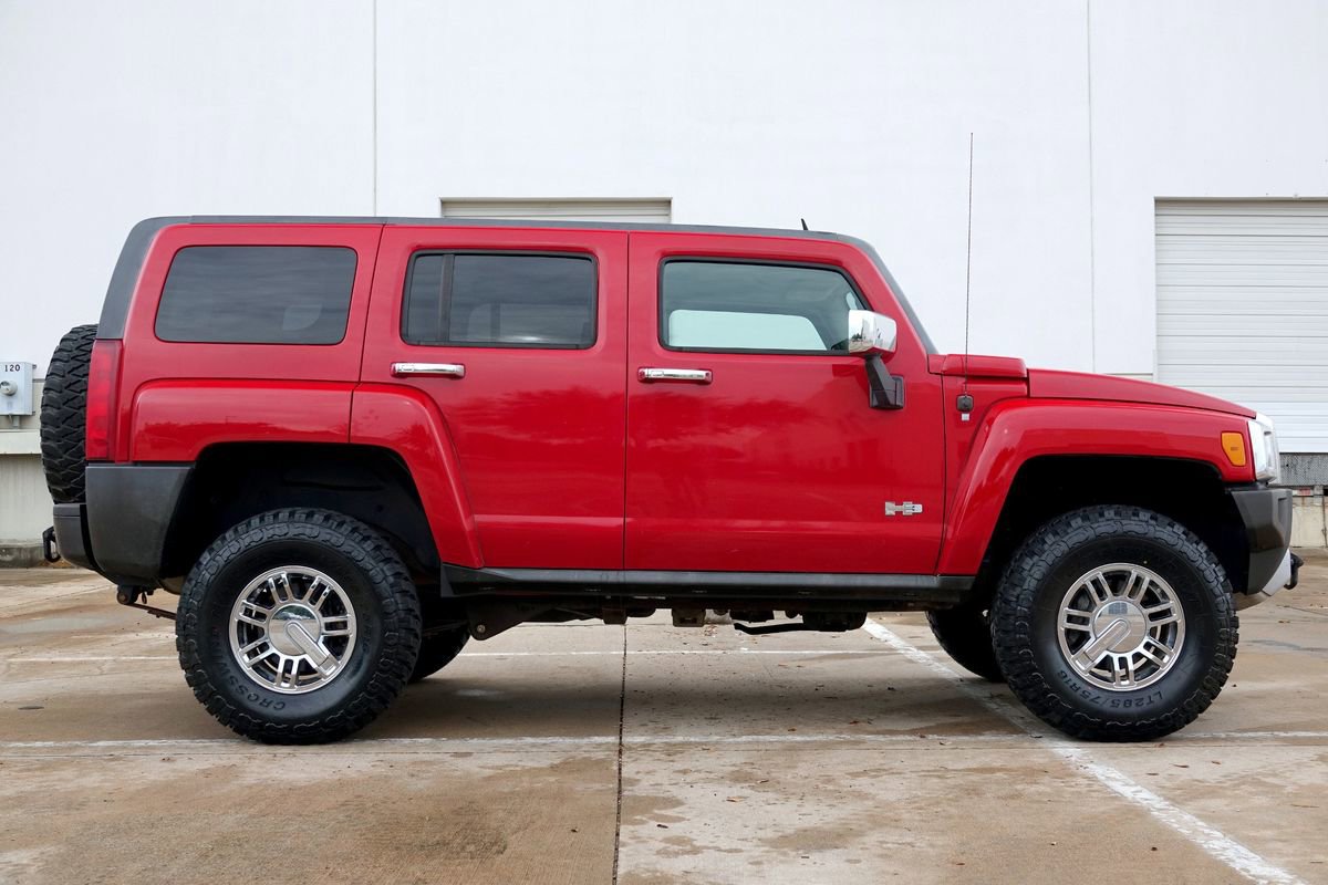Used 2008 HUMMER H3 Alpha image 12