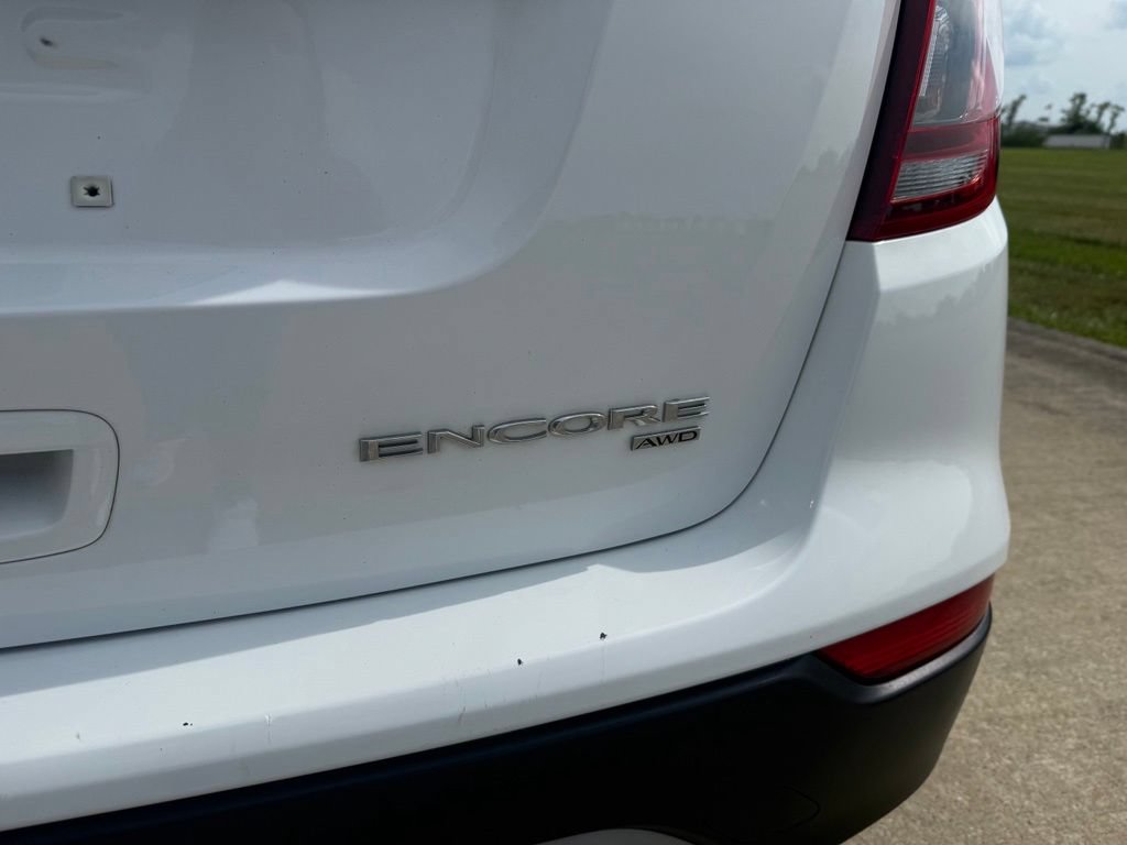 Used 2021 Buick Encore Preferred AWD/4WD image 5