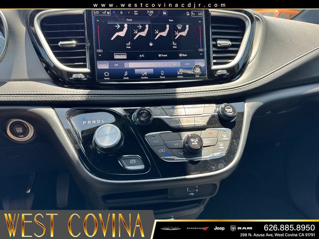 New 2027 Chrysler Pacifica Select FWD image 26