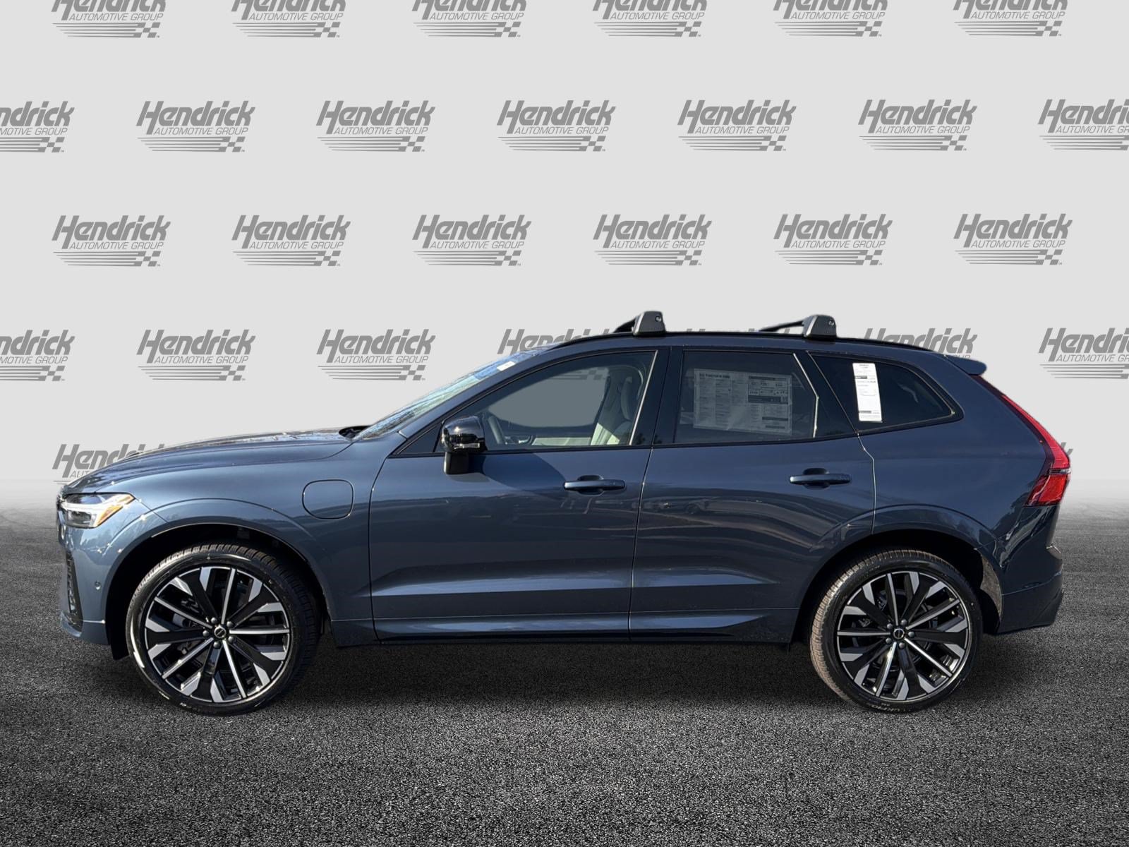 Used 2026 Volvo XC60 T8 Ultra w/ Protection Package Premier AWD/4WD image 6