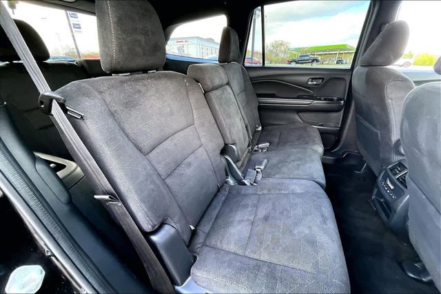 Used 2022 Honda Pilot Sport image 20