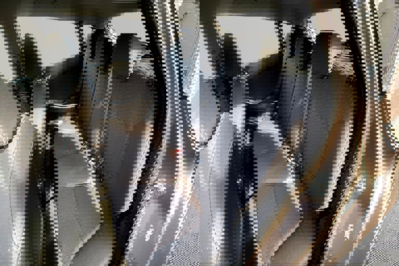 Used 2012 Hyundai Accent SE image 21