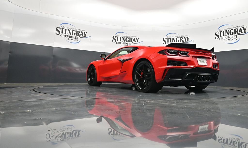 Used 2025 Chevrolet Corvette Z06 image 21