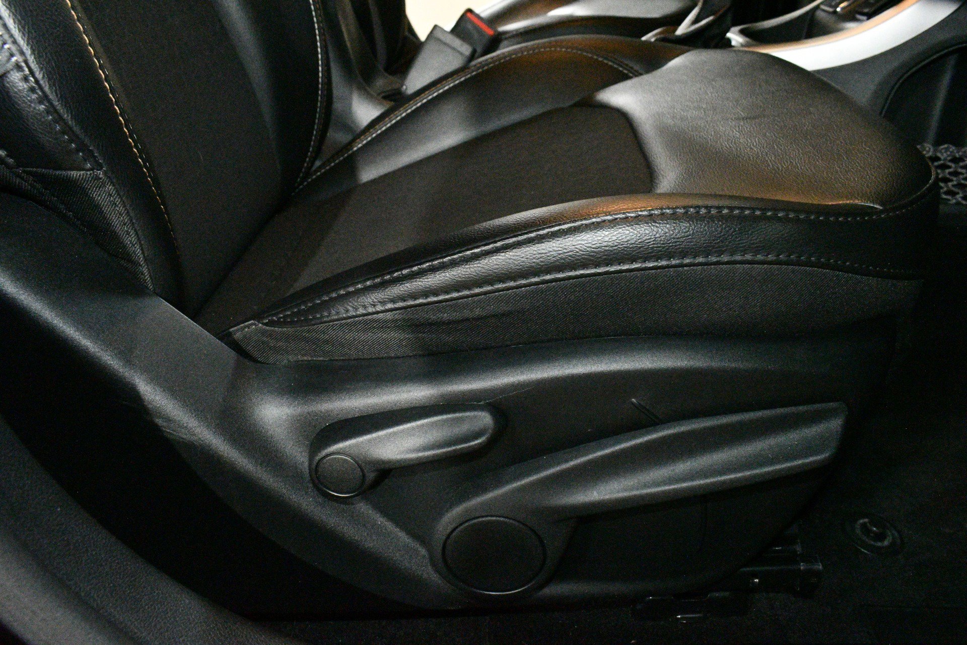 Used 2019 Jeep Compass Latitude w/ Popular Equipment Group image 14