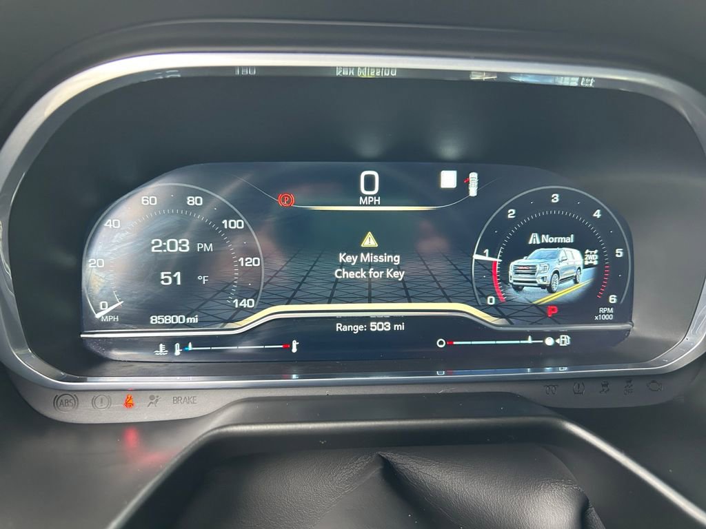 Used 2022 GMC Yukon XL SLE image 16