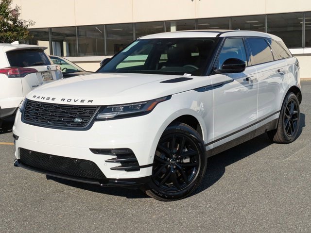 New 2026 Land Rover Range Rover Velar Dynamic SE image 1
