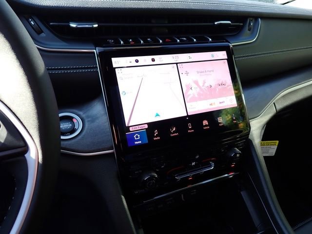 New 2025 Jeep Grand Cherokee Limited image 18