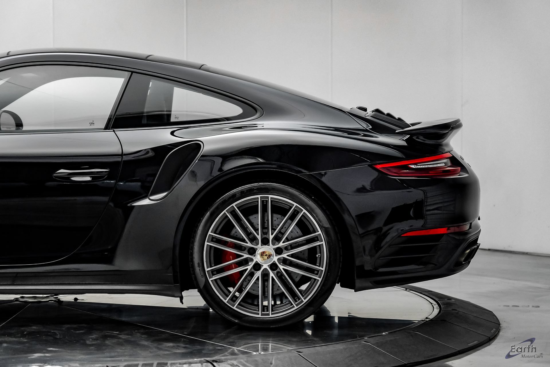 Used 2017 Porsche 911 Turbo AWD/4WD image 8