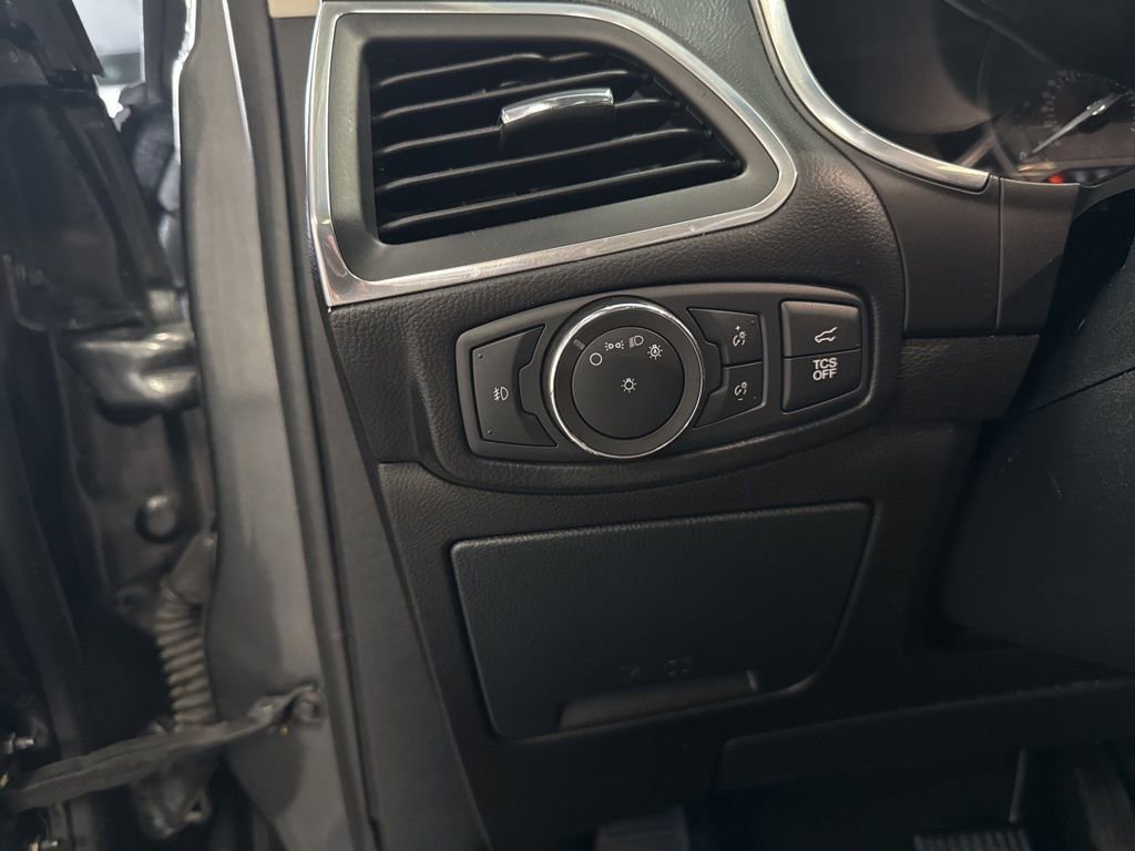 Used 2019 Ford Edge Titanium w/ Equipment Group 301A image 24